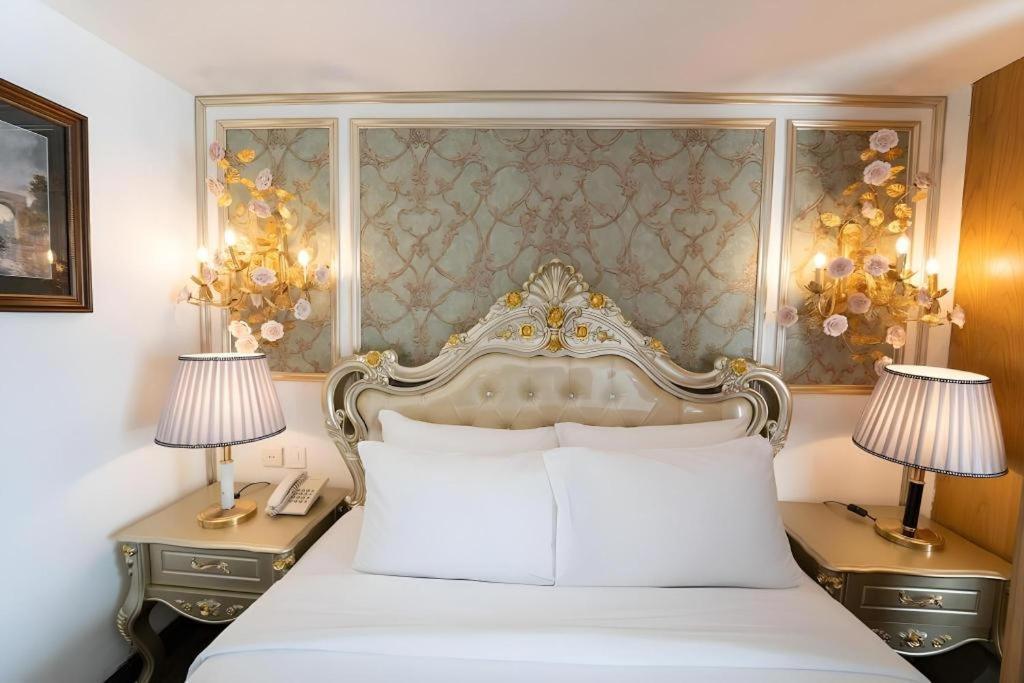 เดอะ ไวท์ โฮเต็ล 8A ทัยวันลุง Hotel โฮจิมินห์ซิตี้ ภายนอก รูปภาพ