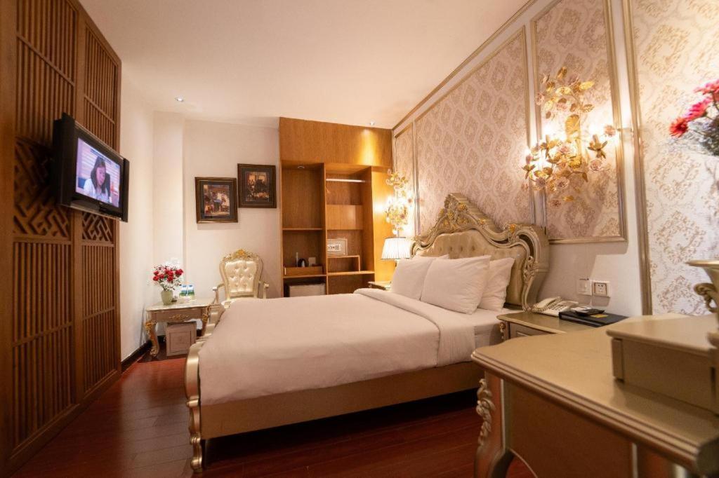 เดอะ ไวท์ โฮเต็ล 8A ทัยวันลุง Hotel โฮจิมินห์ซิตี้ ภายนอก รูปภาพ